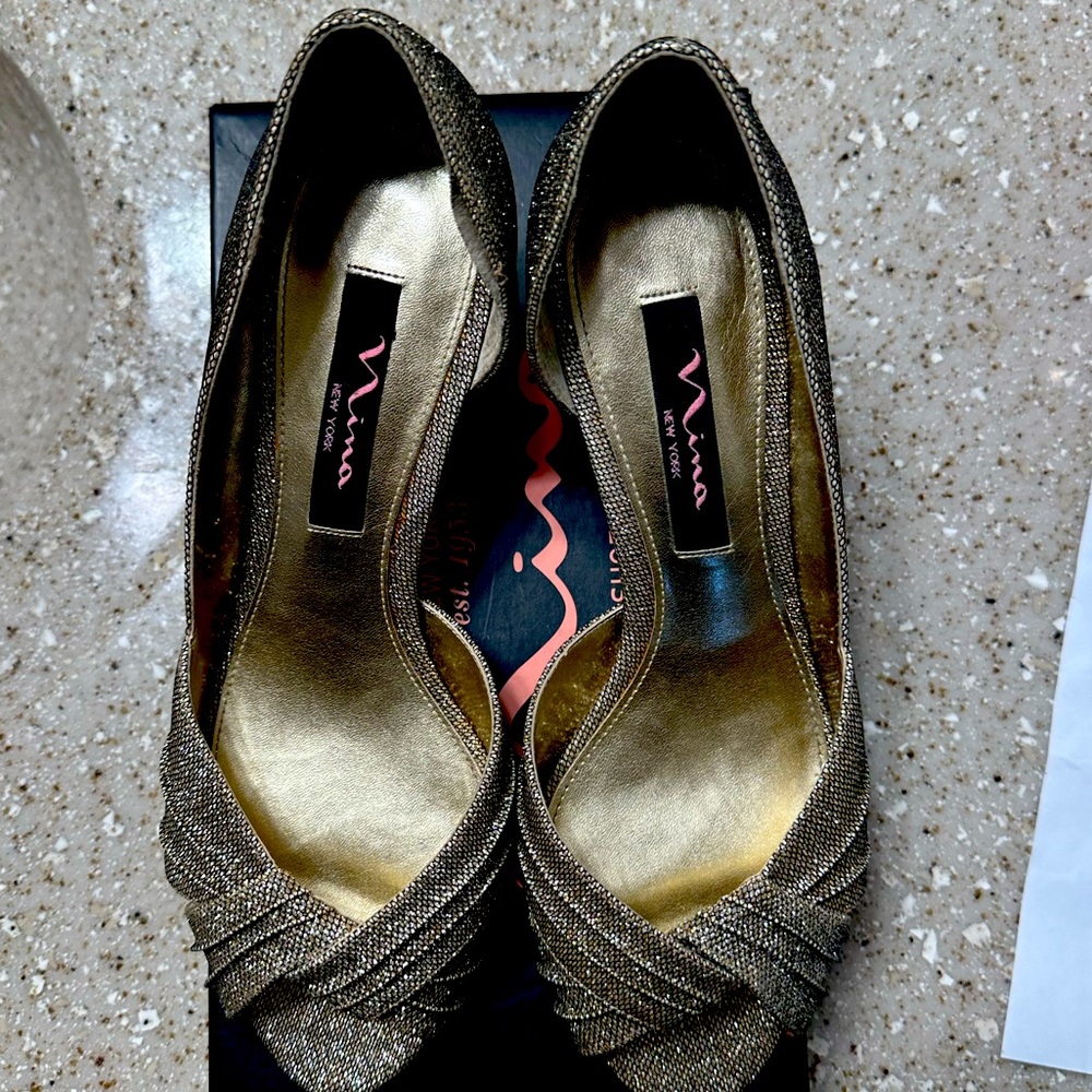 Nina Carrie Gunmetal Bliss heels, size 7.5